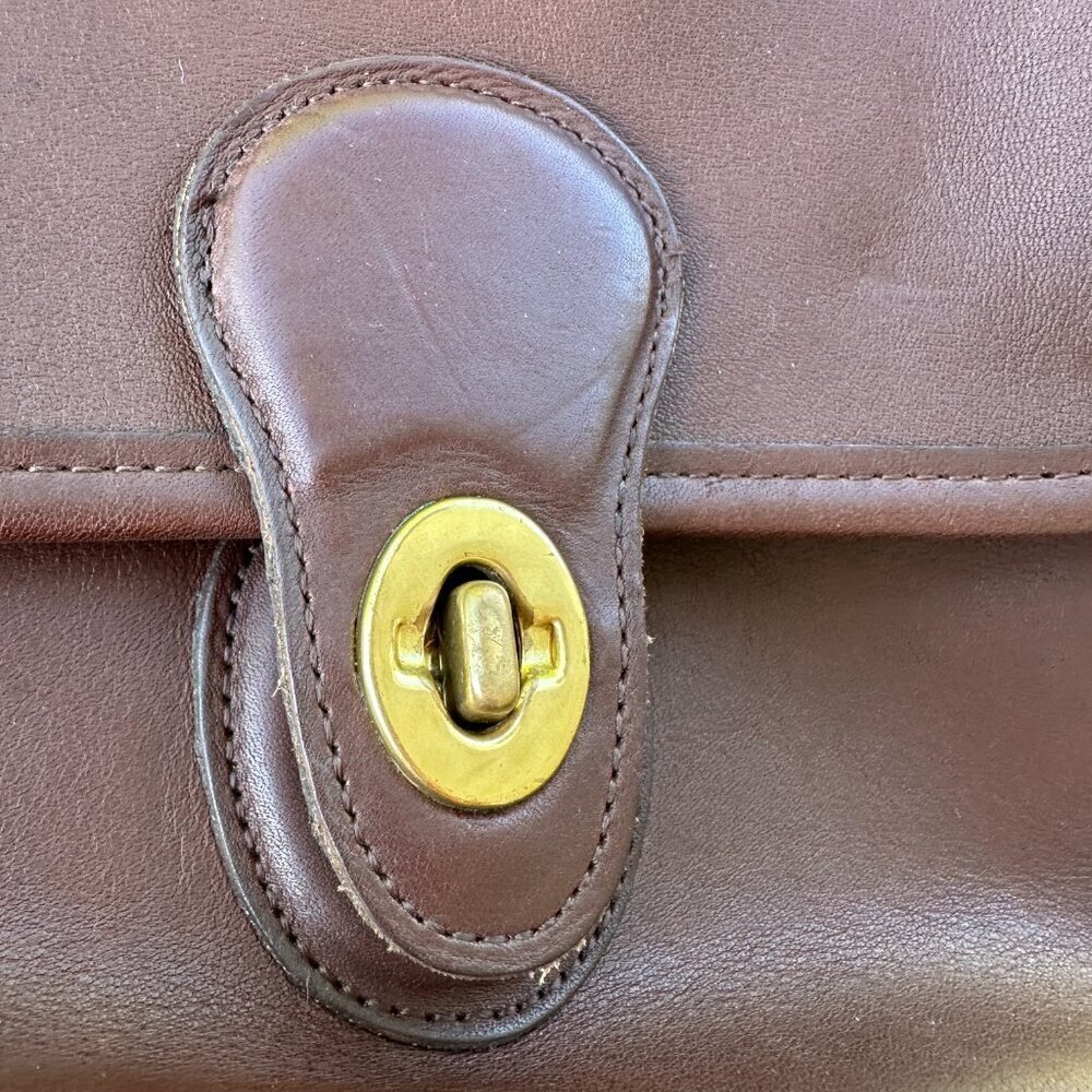 Vintage Coach Shelburne Bag 9038 Brown Color, Excellent Condition - Picture 9 of 15